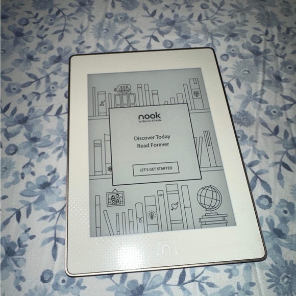 nook glowlight plus - Picture 3 of 5